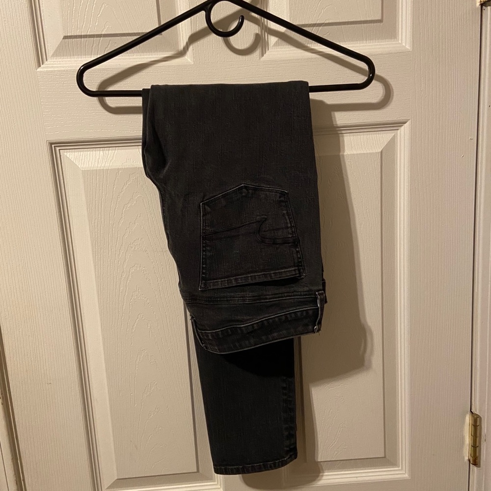 American Eagle Size 12L skinny black jeans